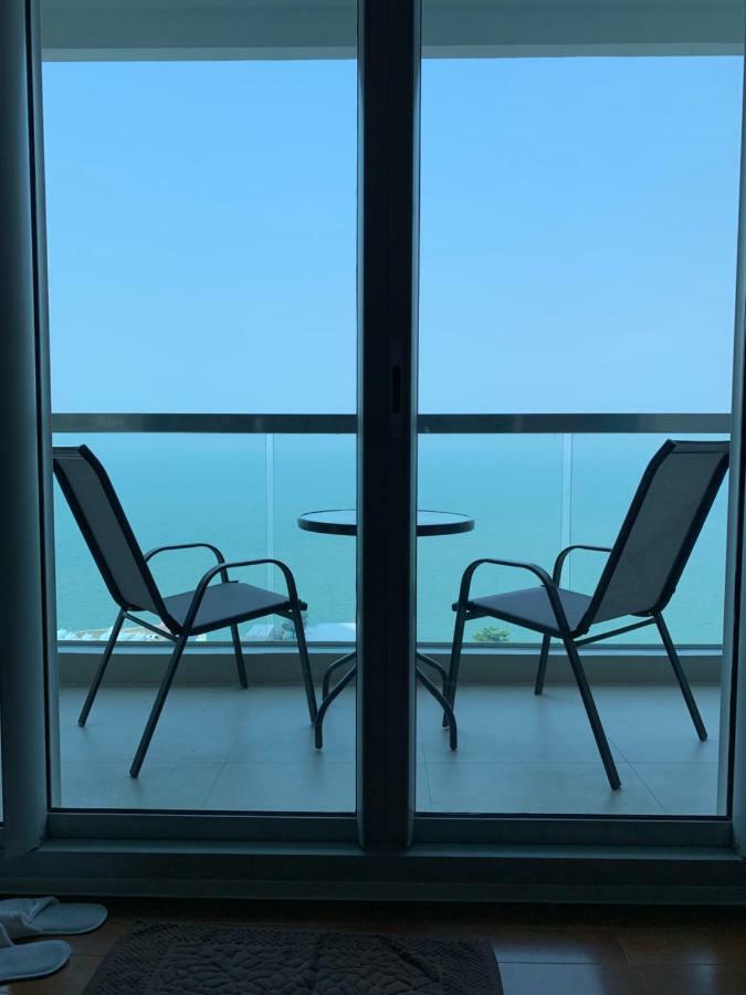Luxurious Beachfront باتايا المظهر الخارجي الصورة