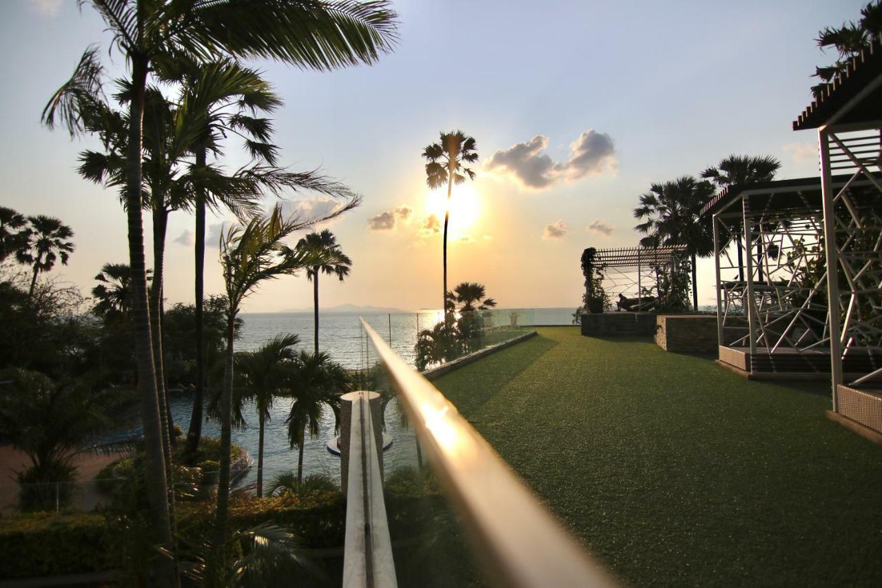 Luxurious Beachfront باتايا المظهر الخارجي الصورة
