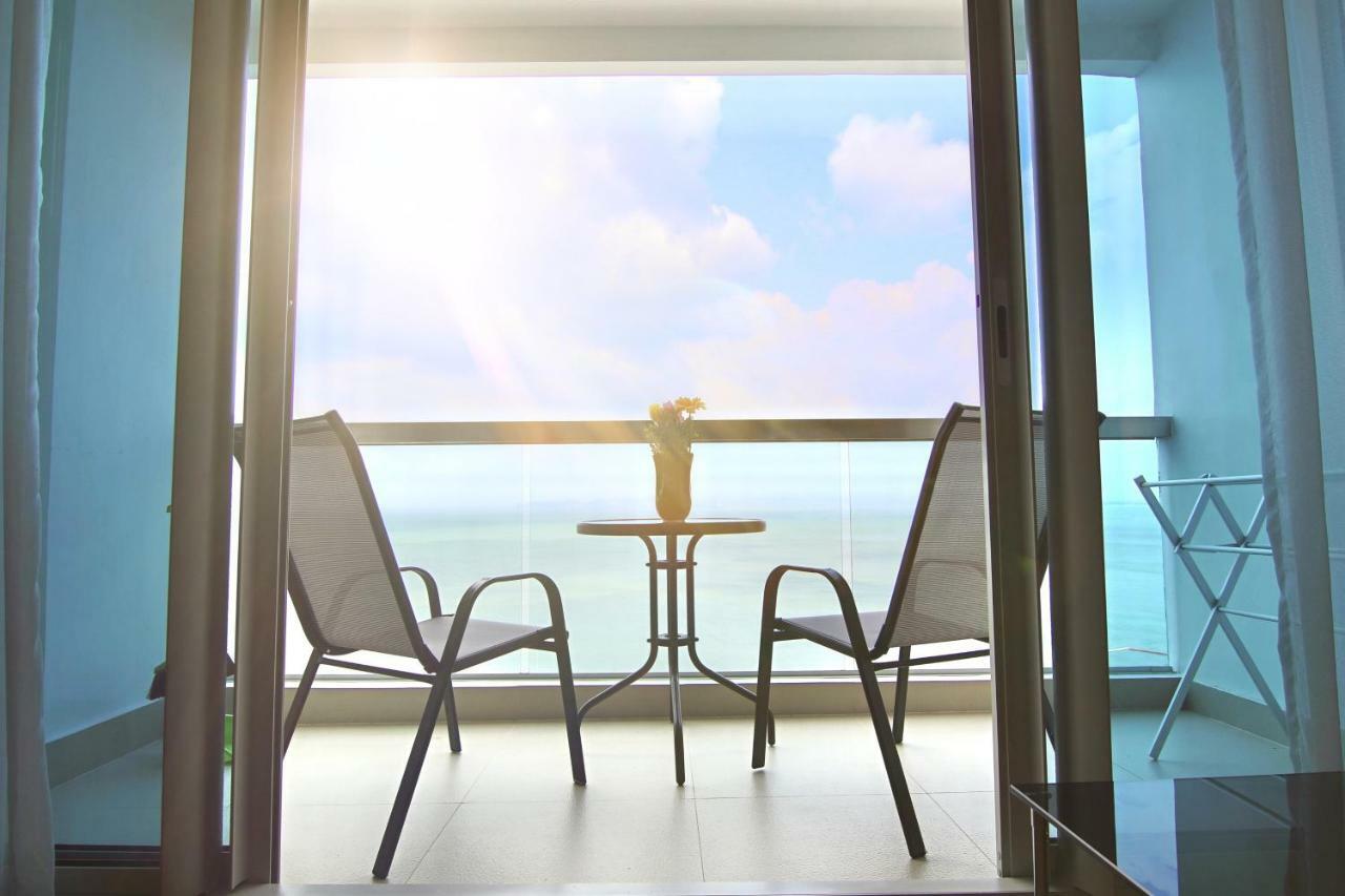 Luxurious Beachfront باتايا المظهر الخارجي الصورة